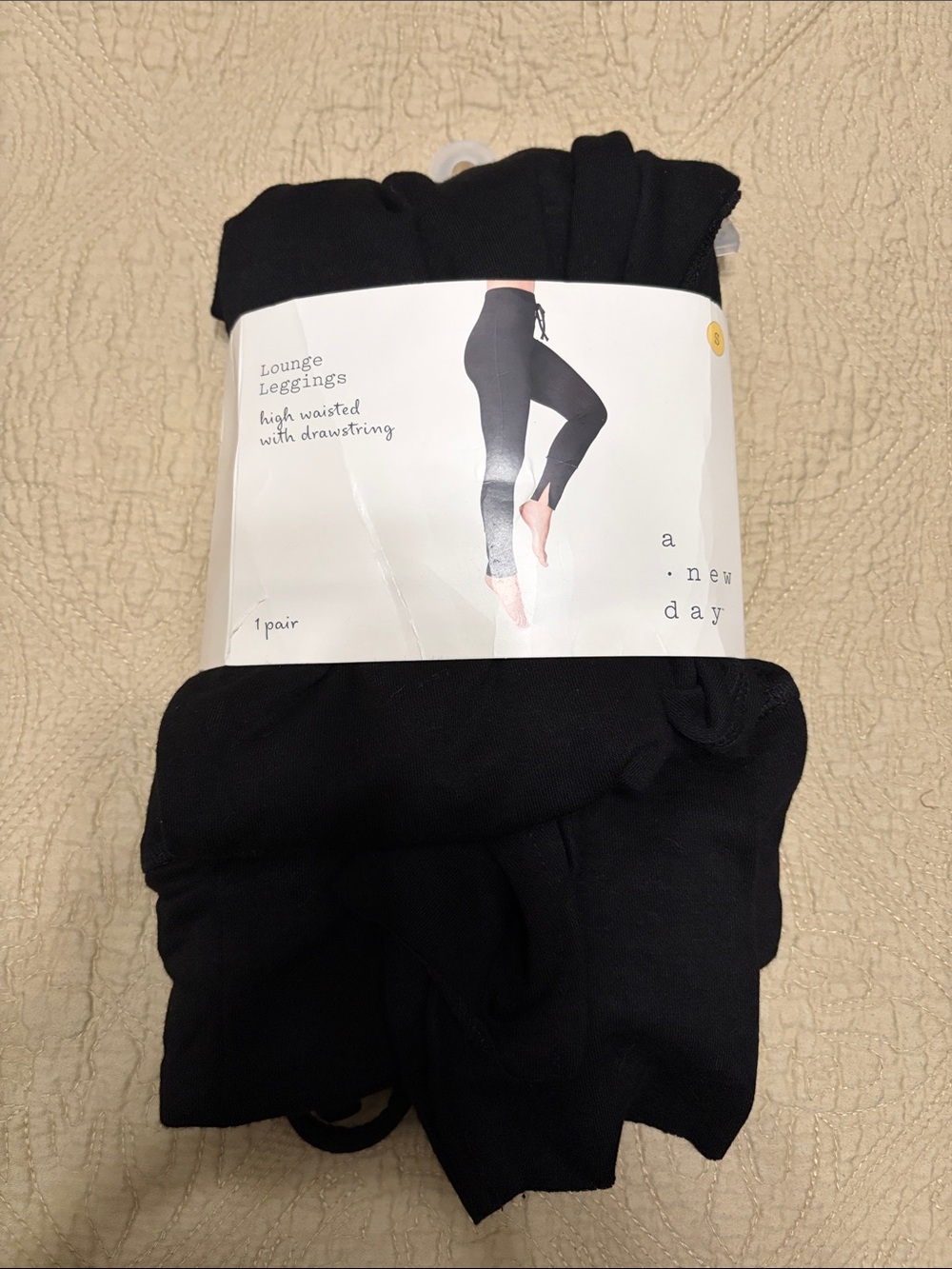 a new day Black High-Waist Lounge Leggings (size S)